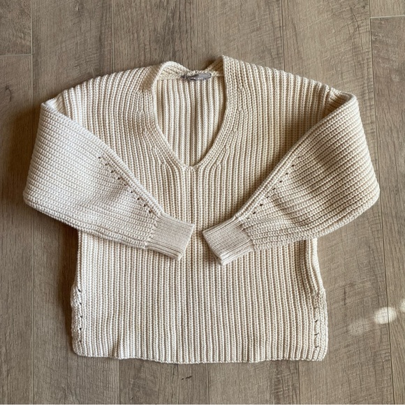 Everlane Sweaters - Everlane Ribbed Knit Texture Cotton Sweater RN# 139393